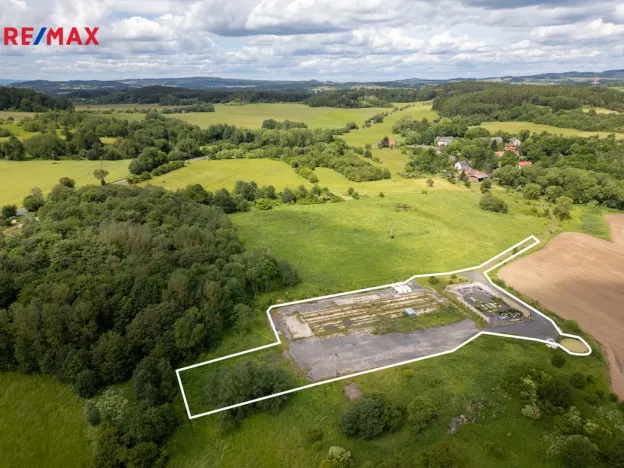 Prodej zemědělského objektu, Žlutice, 9153 m2