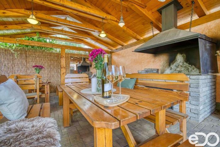 Prodej restaurace, Hradešín, 178 m2