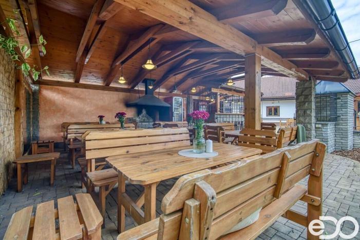 Prodej restaurace, Hradešín, 178 m2