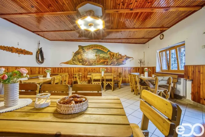 Prodej restaurace, Hradešín, 178 m2