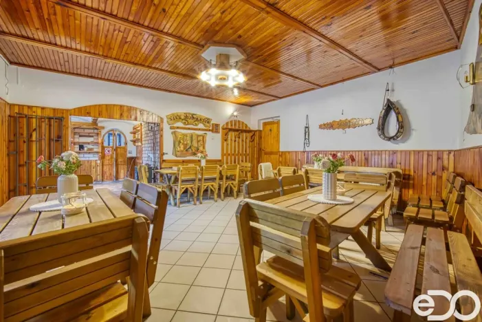 Prodej restaurace, Hradešín, 178 m2