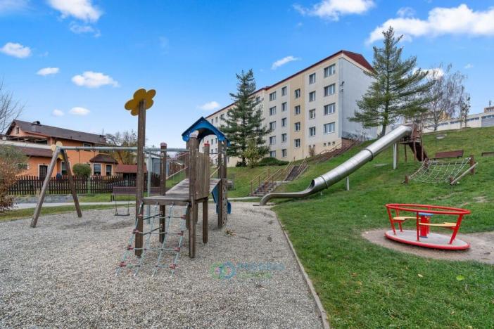 Prodej bytu 3+1, Bílovec, Radotínská, 70 m2