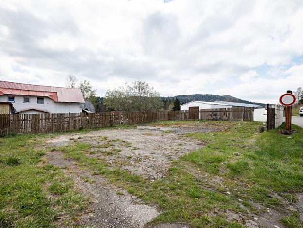 Prodej vícegeneračního domu, Strážný, 593 m2