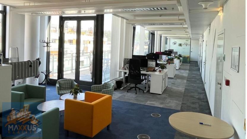 Pronájem kanceláře, Praha - Karlín, Karolinská, 315 m2