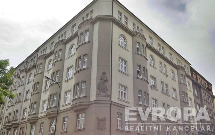 Prodej bytu 2+kk, Praha - Smíchov, Jindřicha Plachty, 51 m2