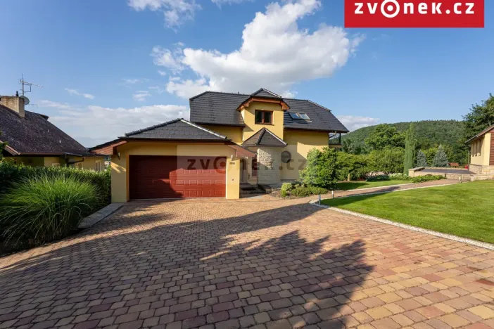 Prodej vily, Hranice - Hranice I-Město, 540 m2