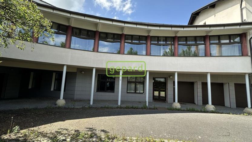 Prodej obchodního prostoru, Svitavy, náměstí Míru, 4666 m2