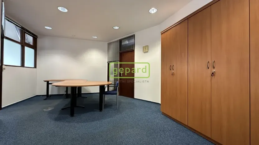 Prodej obchodního prostoru, Svitavy, náměstí Míru, 4666 m2