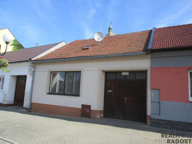 Prodej rodinného domu, Bzenec, náměstí Svobody, 146 m2