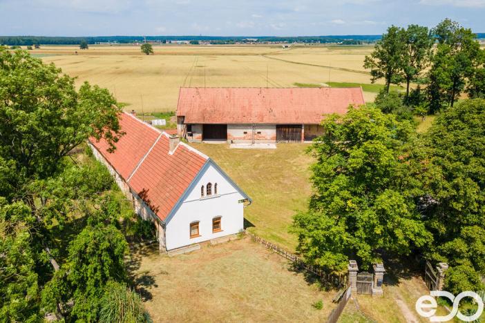 Prodej komerční nemovitosti, Choteč, Malá Strana, 215 m2