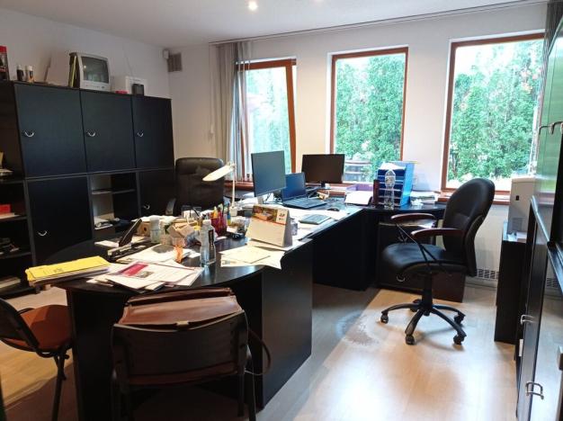 Prodej výrobních prostor, Mikulov, 4954 m2