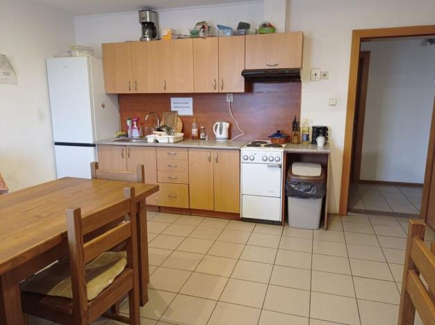 Prodej výrobních prostor, Mikulov, 4954 m2