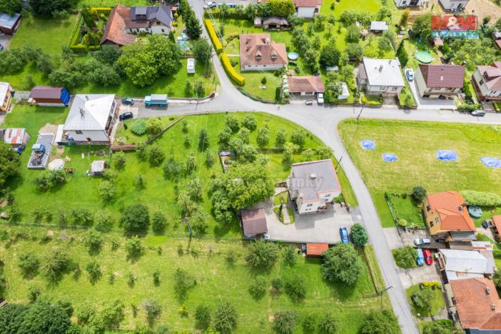 Prodej pozemku pro bydlení, Lhotsko, 924 m2