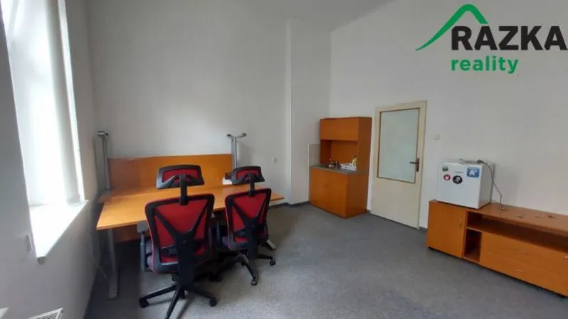 Pronájem kanceláře, Mariánské Lázně, Lidická, 21 m2