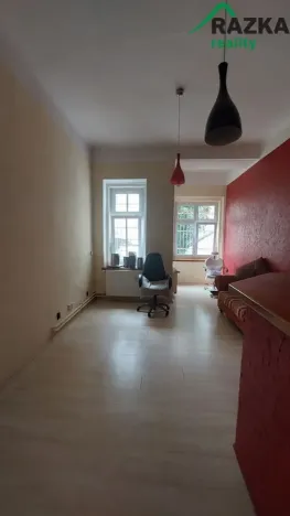Pronájem kanceláře, Mariánské Lázně, Lidická, 21 m2