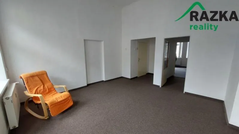 Pronájem kanceláře, Mariánské Lázně, Lidická, 21 m2