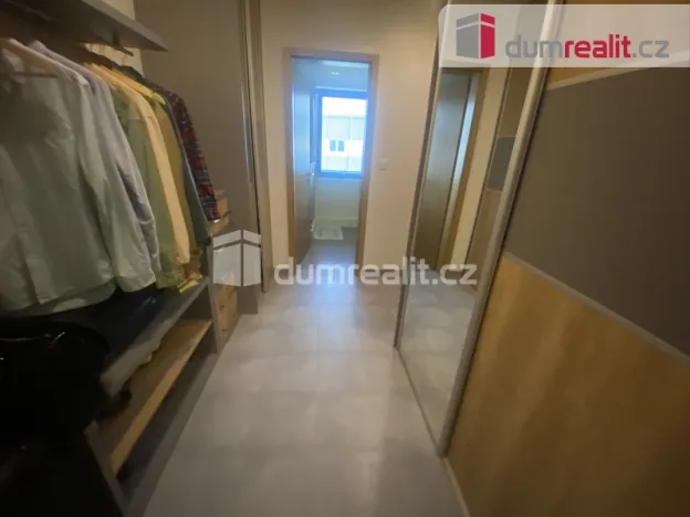 Pronájem bytu 1+kk, Praha - Dolní Chabry, K Beranovu, 43 m2
