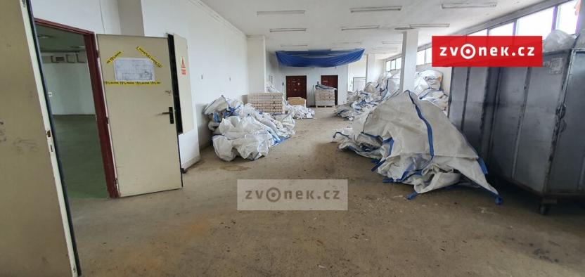 Pronájem obchodního prostoru, Tovačov - Tovačov I-Město, 523 m2