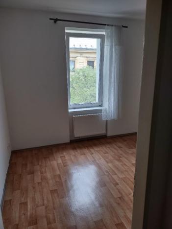 Pronájem bytu 1+kk, Ústí nad Labem - Předlice, Mahenova, 22 m2