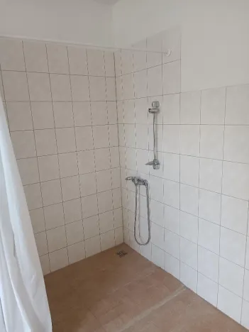 Pronájem bytu 1+kk, Ústí nad Labem - Předlice, Prostřední, 36 m2