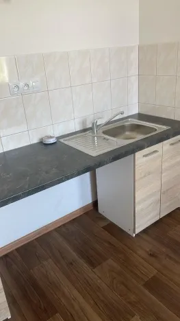 Pronájem bytu 1+kk, Ústí nad Labem - Předlice, Prostřední, 30 m2