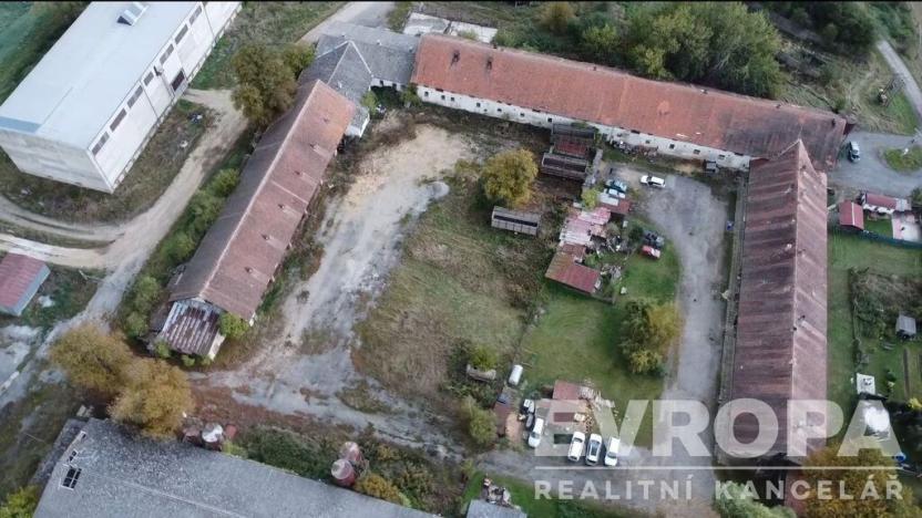 Prodej skladu, Radkov, 8900 m2