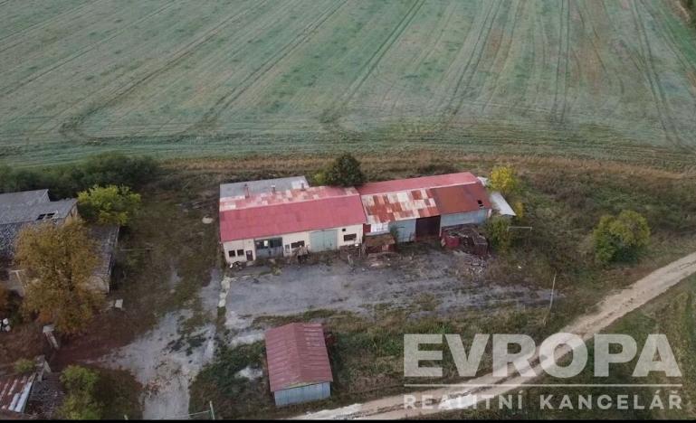 Prodej skladu, Radkov, 8900 m2
