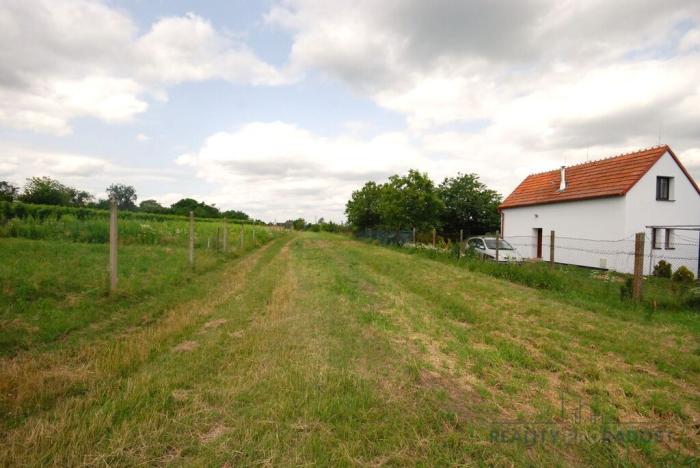 Prodej pozemku pro bydlení, Břeclav - Charvátská Nová Ves, 1700 m2