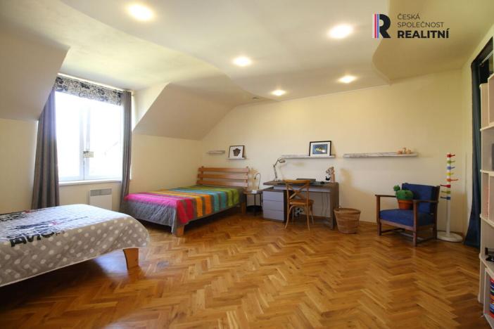 Prodej rodinného domu, Hlohovec, Lednická, 705 m2