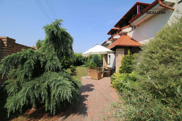 Prodej rodinného domu, Hlohovec, Lednická, 705 m2