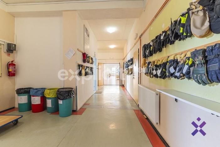 Prodej výrobních prostor, Uherský Brod, Vazová, 1990 m2