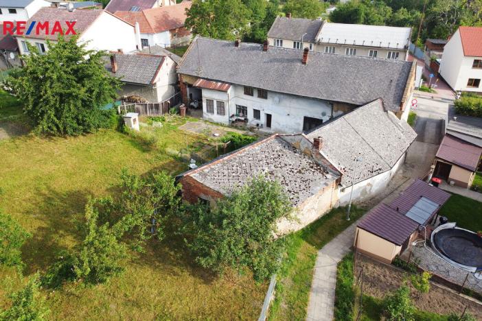 Prodej rodinného domu, Charváty - Čertoryje, 280 m2