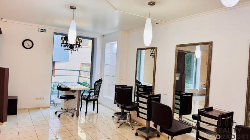 Prodej obchodního prostoru, Praha - Žižkov, Jeseniova, 107 m2