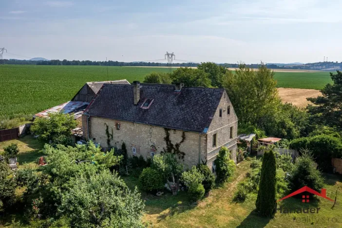 Prodej rodinného domu, Úštěk - Julčín, 272 m2