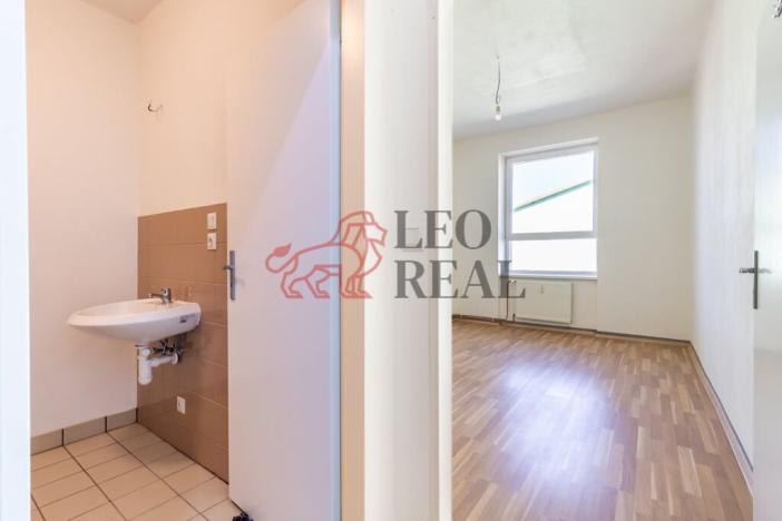 Pronájem bytu 2+kk, Strašice, 43 m2