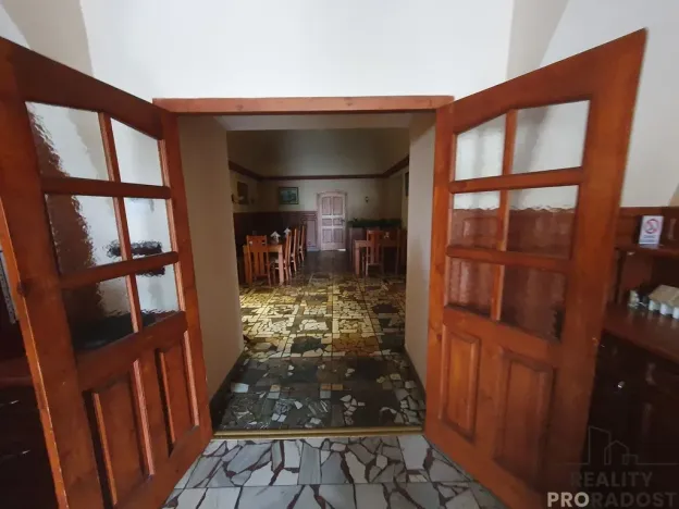 Prodej apartmánu, Držovice, Olomoucká, 832 m2