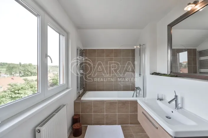 Prodej rodinného domu, Tuchoměřice, Dubová, 199 m2