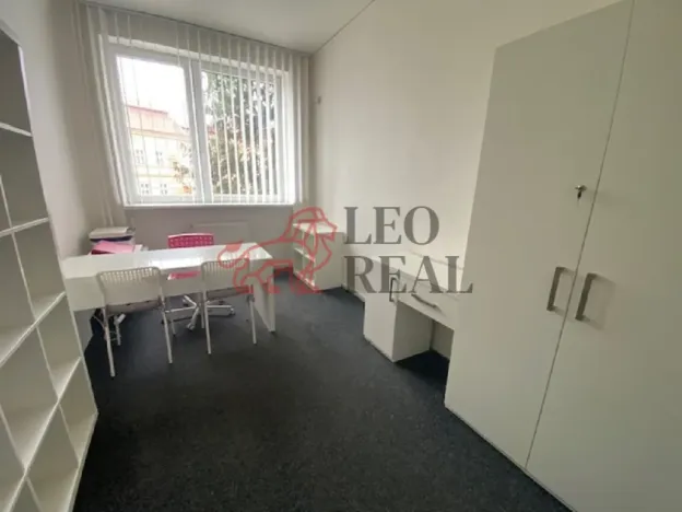 Pronájem obchodního prostoru, Vyškov - Vyškov-Předměstí, Dukelská, 10 m2