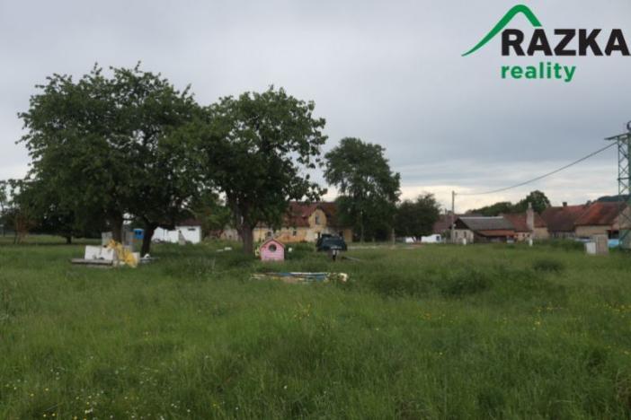 Prodej pozemku pro bydlení, Planá - Svahy, 662 m2