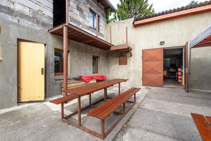 Prodej obchodního prostoru, Sadská, Tylova, 370 m2