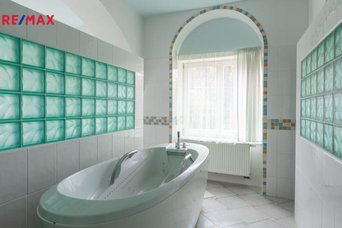 Prodej ubytování, Karlovy Vary, Na Vyhlídce, 1580 m2