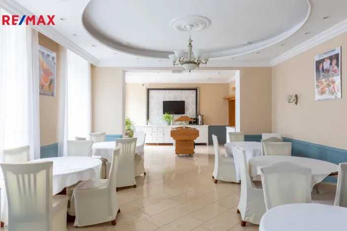 Prodej ubytování, Karlovy Vary, Na Vyhlídce, 1580 m2