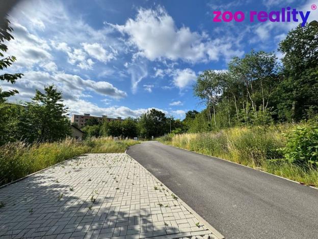 Prodej pozemku pro bydlení, Chomutov, 739 m2