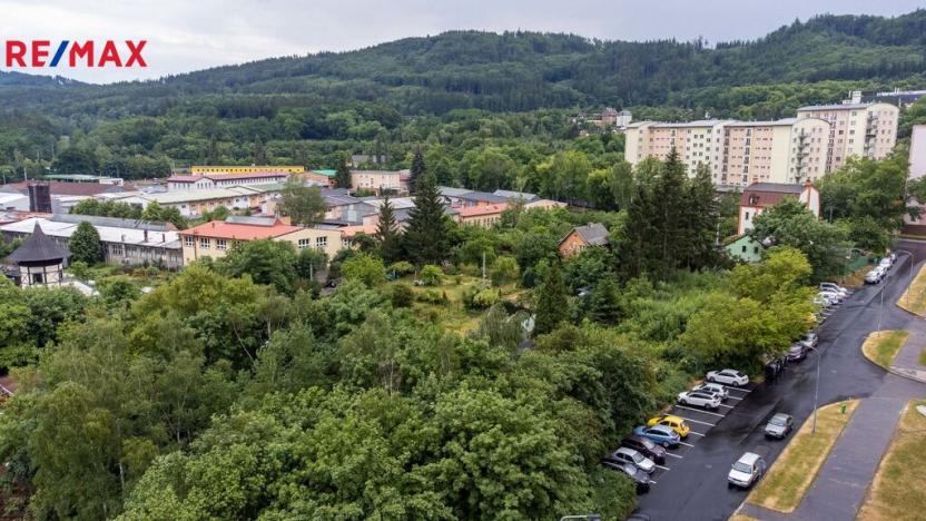 Prodej pozemku pro bydlení, Karlovy Vary, 1700 m2