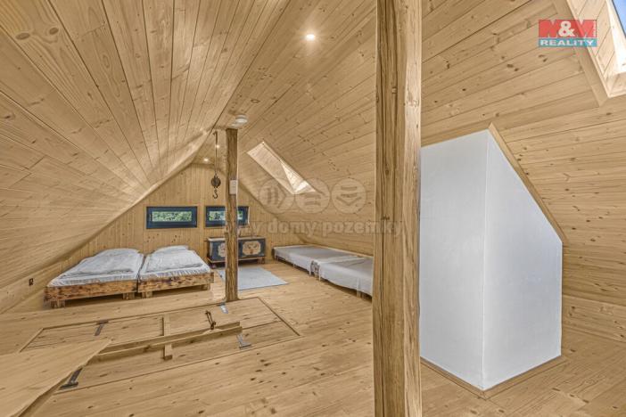 Pronájem chalupy, Dobřeň, 190 m2