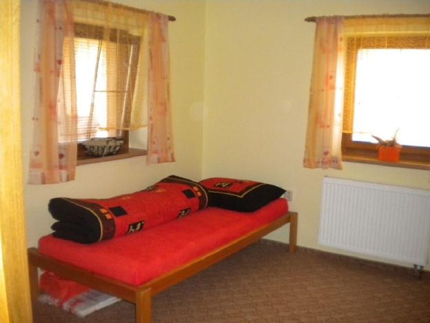 Pronájem rodinného domu, Srch, Pardubická, 115 m2