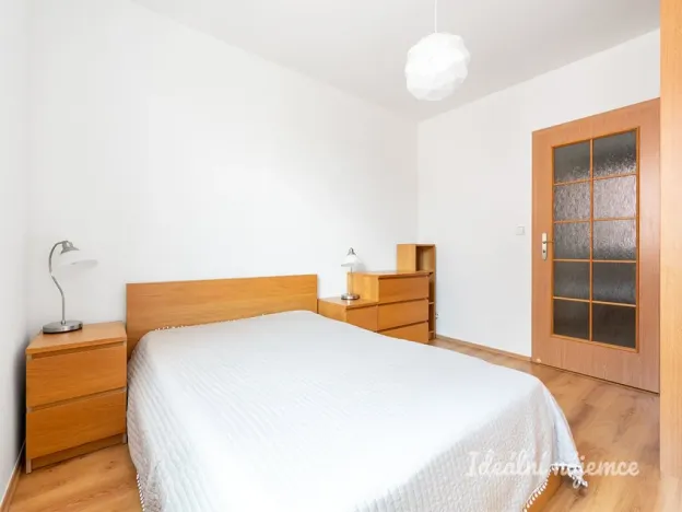 Pronájem bytu 2+1, Chrášťany, Žlutá, 63 m2