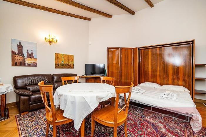 Pronájem bytu 1+kk, Praha - Vinohrady, Italská, 38 m2