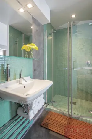 Pronájem bytu 1+kk, Praha - Košíře, Holečkova, 30 m2