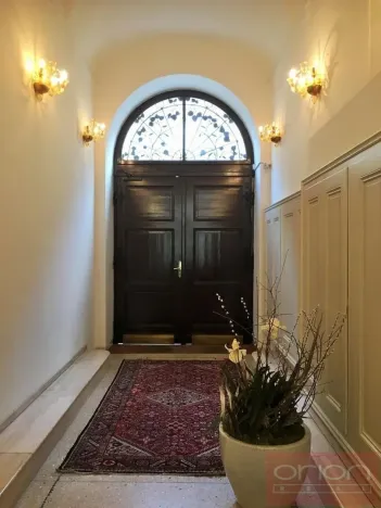 Pronájem bytu 3+kk, Praha - Nové Město, Truhlářská, 77 m2